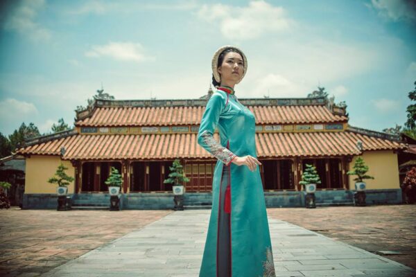 chụp ảnh áo dài ngoại cảnh Tết tại Huế