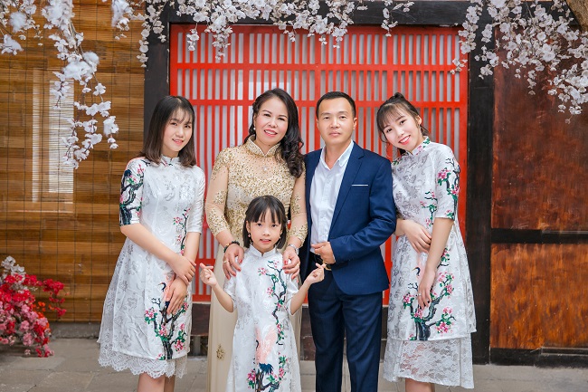 Dịch vụ ghép hình gia đình tại TP.HCM nhanh chóng lấy ngay