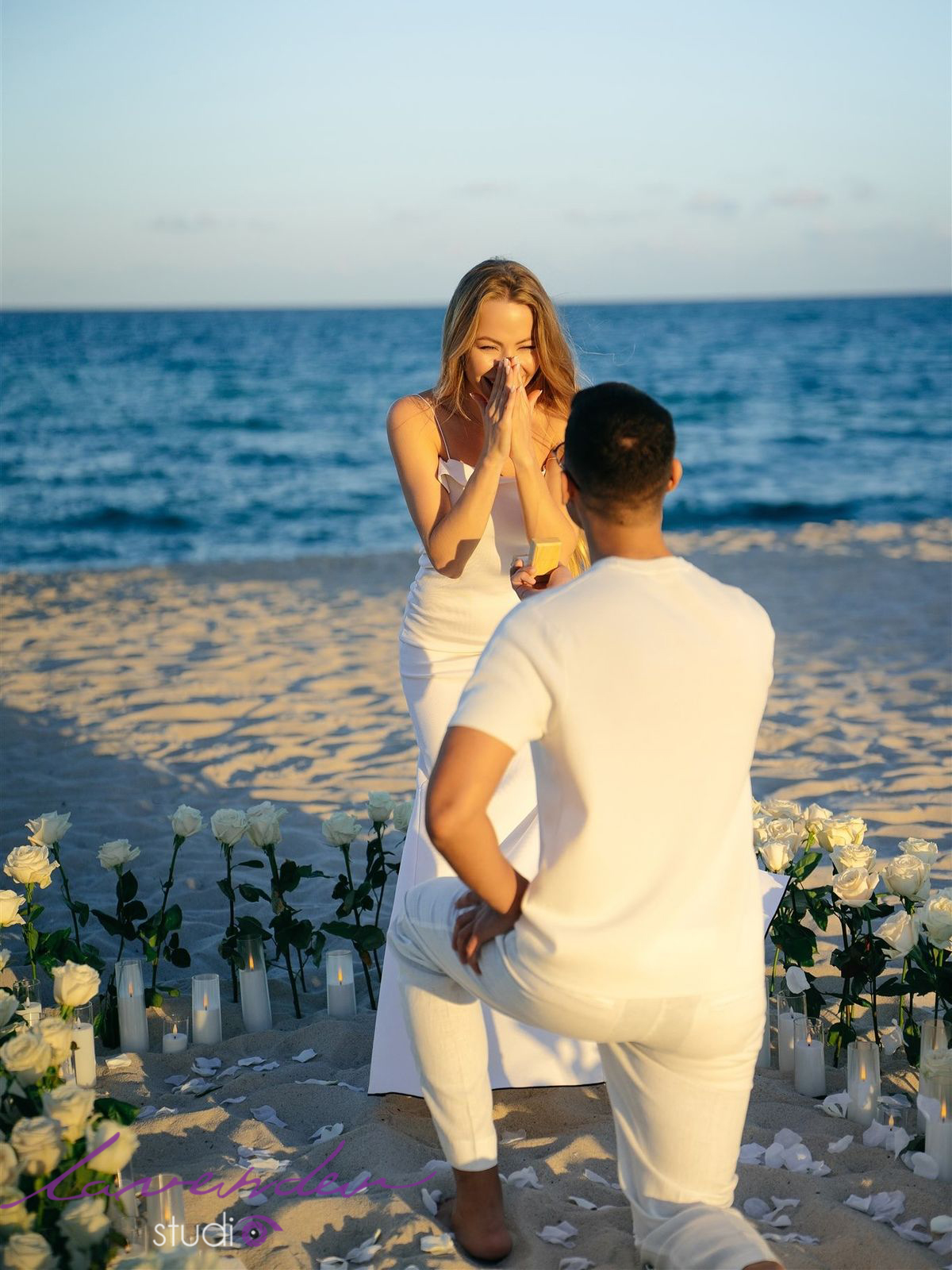 Đơn vị cung cấp dịch vụ trang trí cầu hôn đẹp và sáng tạo