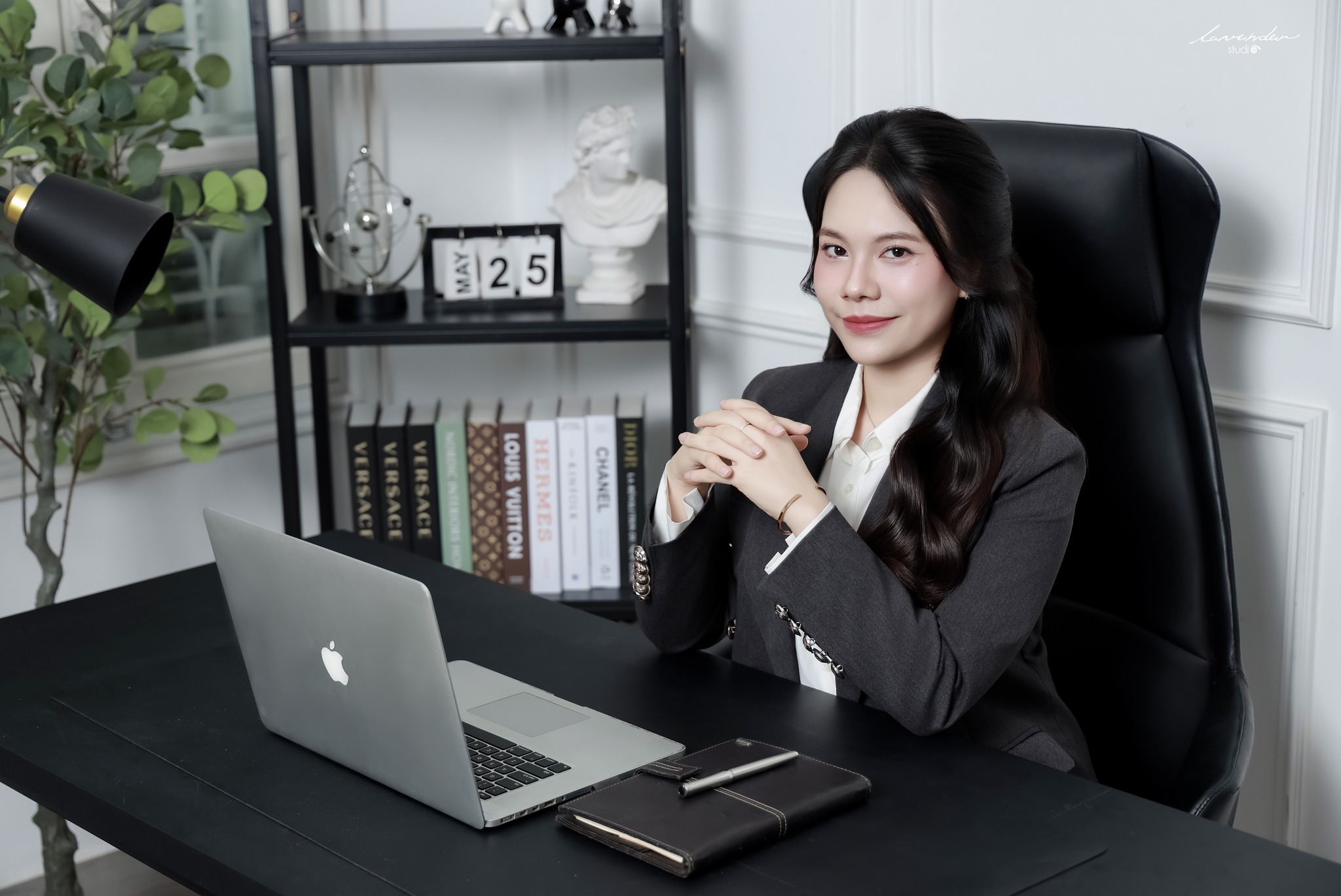 Top concept chụp hình chân dung doanh nhân 2026 sang trọng và đẳng cấp