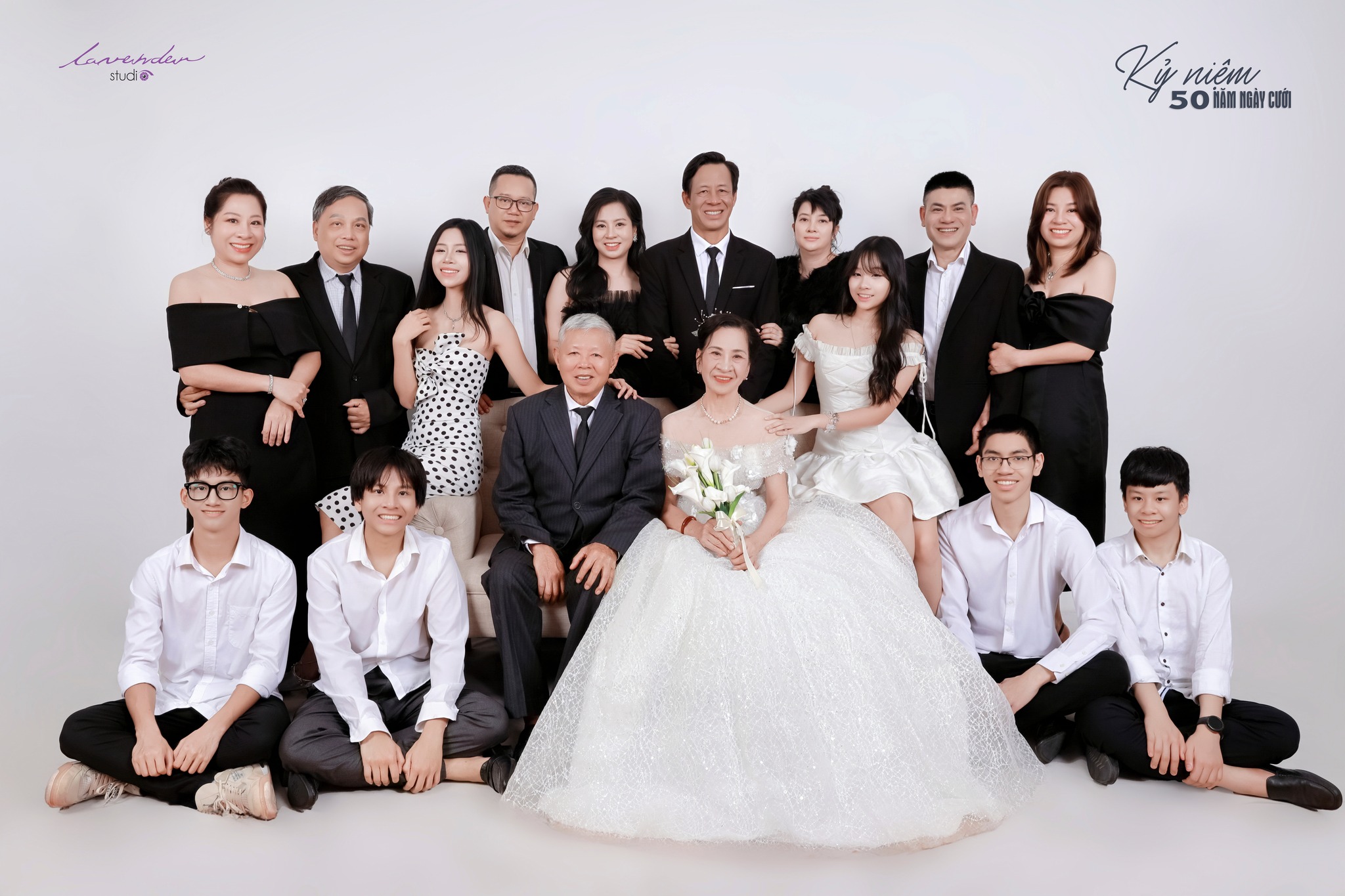 Chụp Ảnh Kỷ Niệm Ngày Cưới 2026 Tại Nhà – Xu Hướng Mới Chụp Ảnh Kỷ Niệm Ngày Cưới 2026 Tại Nhà – Xu Hướng Mới