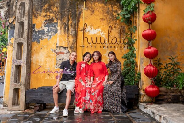 Chụp Ảnh Kỷ Niệm Ngày Cưới 2026 Tại Nhà – Xu Hướng Mới