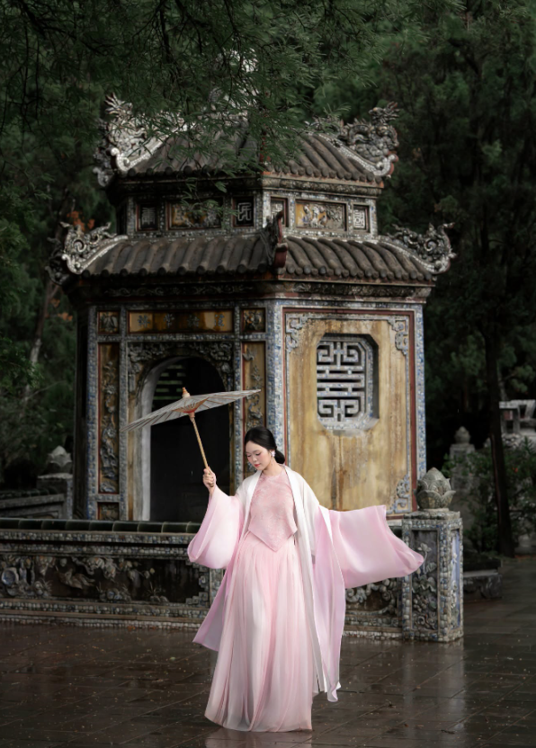 Thuê thợ chụp ảnh ở Huế theo giờ – Nhiếp ảnh gia kinh nghiệm Thuê thợ chụp ảnh ở Huế theo giờ – Nhiếp ảnh gia kinh nghiệm