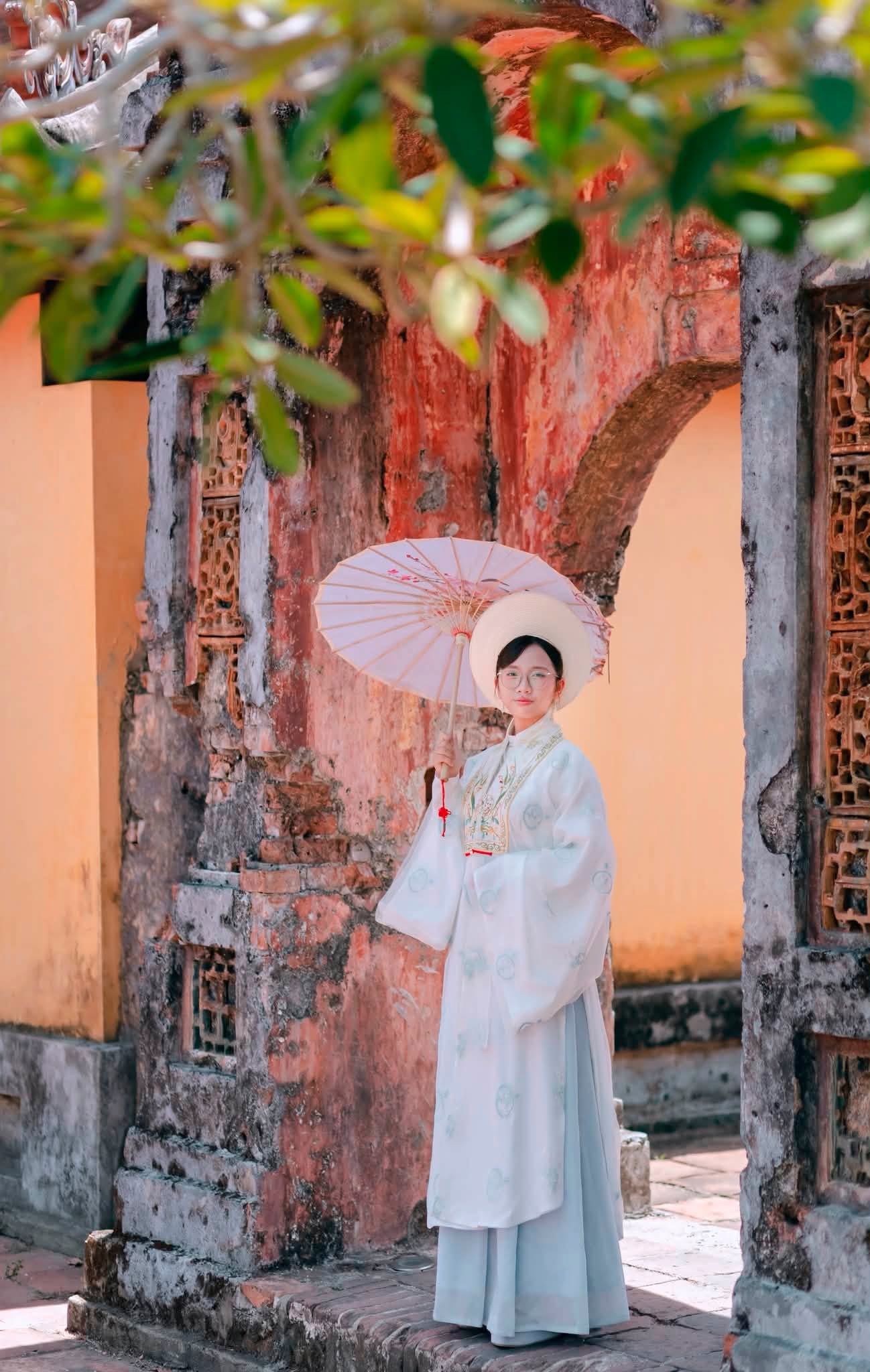 Thuê thợ chụp ảnh ở Huế theo giờ – Nhiếp ảnh gia kinh nghiệm Thuê thợ chụp ảnh ở Huế theo giờ – Nhiếp ảnh gia kinh nghiệm