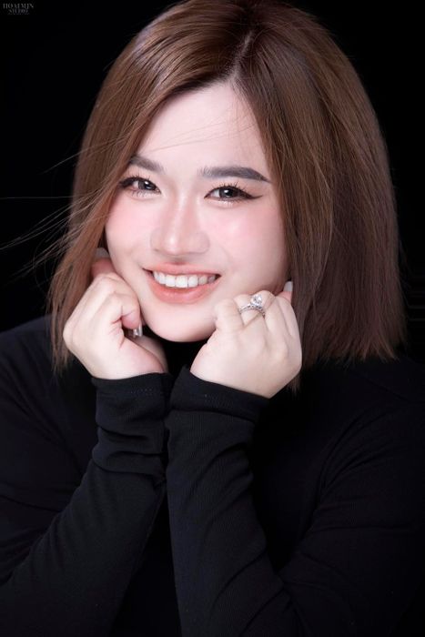 Tạo dáng chụp ảnh chân dung